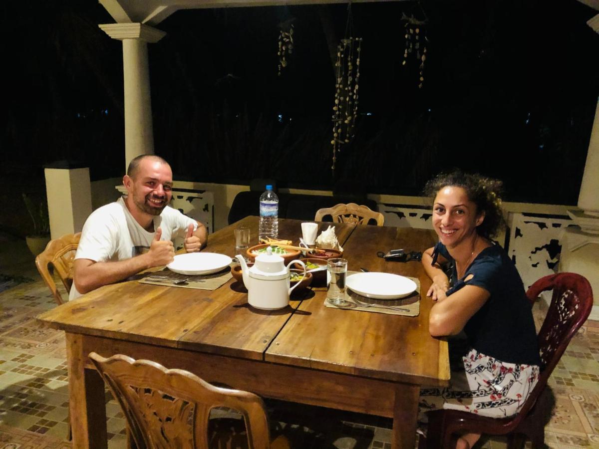 Kite House Cafe Bed and Breakfast Kalpitiya Exteriör bild