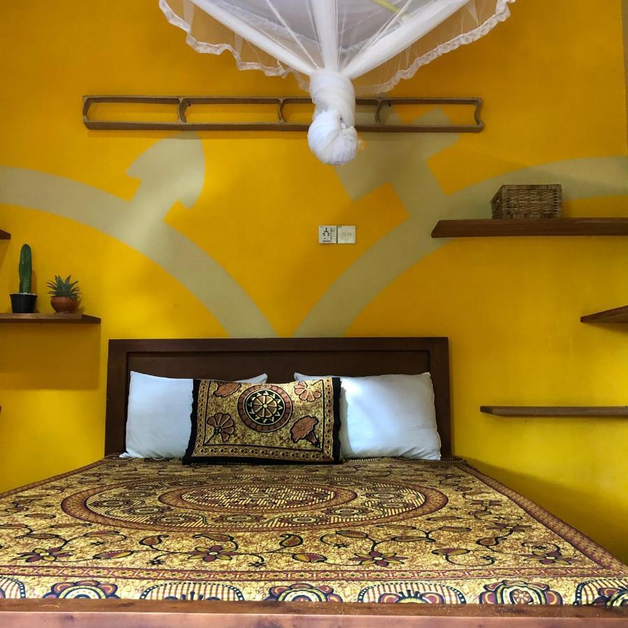 Kite House Cafe Bed and Breakfast Kalpitiya Exteriör bild