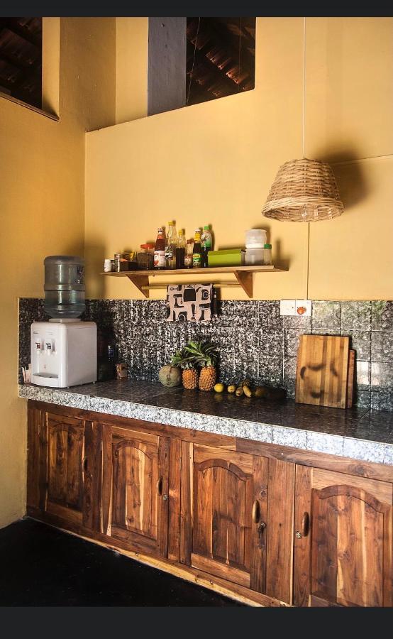 Kite House Cafe Bed and Breakfast Kalpitiya Exteriör bild